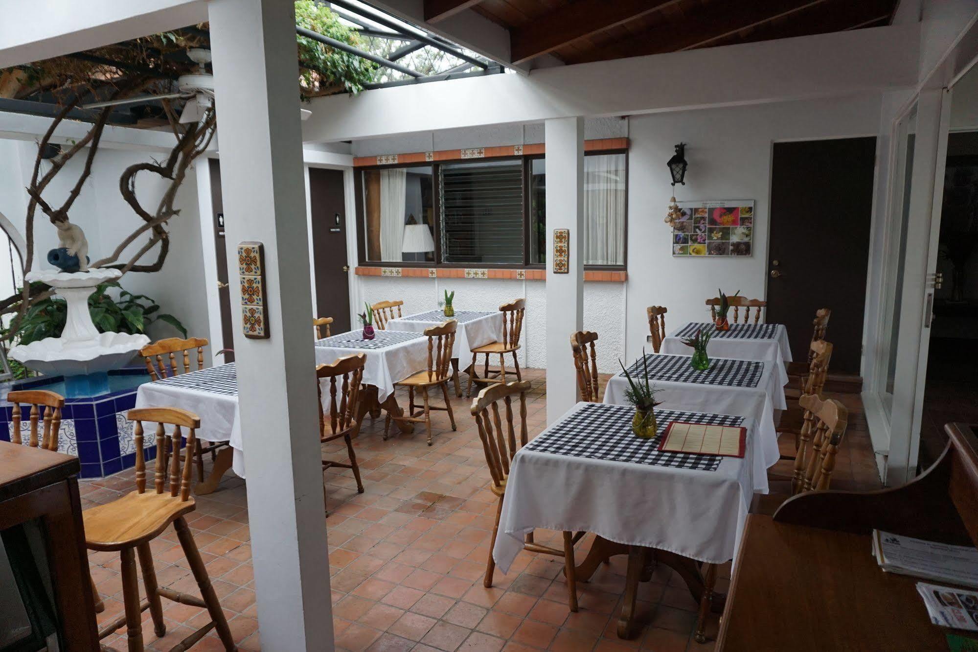 Hotel El Quijote San José