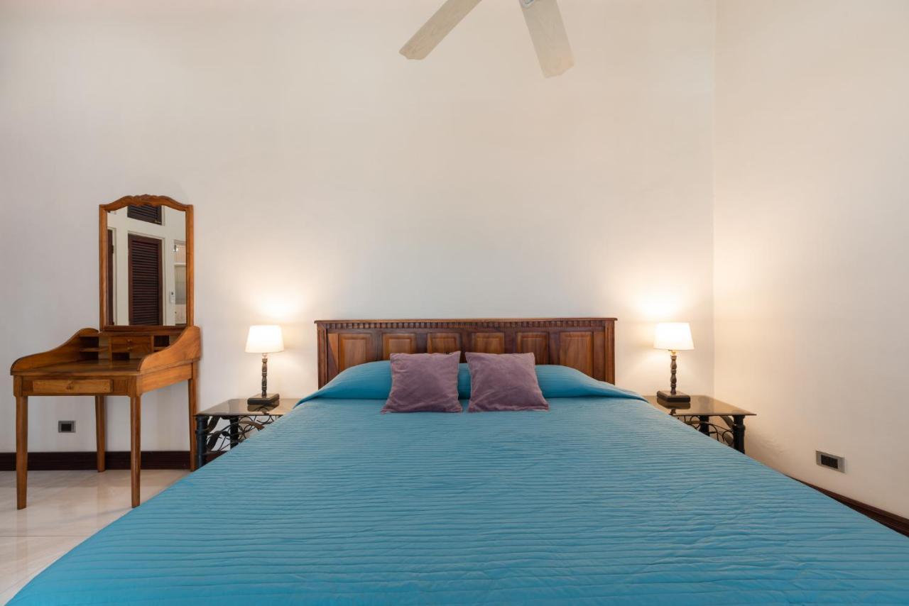 El Quijote Hotel San José